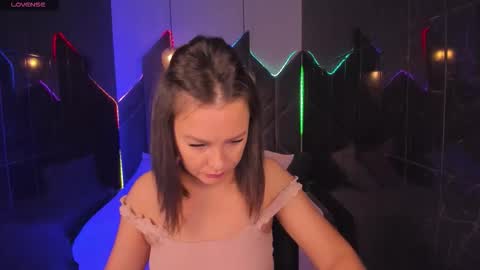 Milena online show from October 14, 2025, 8:31 pm