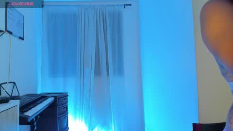 miley_kane online show from January 13, 2025, 7:54 am