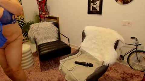 MilfElla online show from February 17, 2025, 9:08 pm