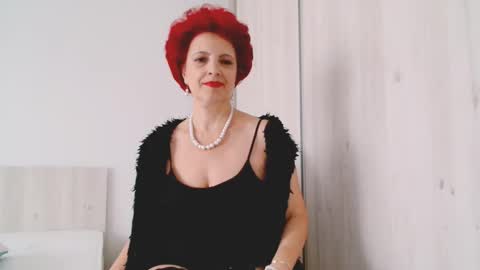 Milfsupreme online show from October 8, 2025, 11:30 am