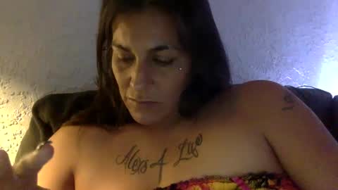 Snapshot of milfsfreaky69 chatting on September 11, 2025, 2:50 pm BabygirlsFreaky online show from September 11, 2025, 2:50 pm