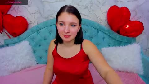 Snapshot of milinafox chatting on February 15, 2025, 9:27 am milinafox online show from February 15, 2025, 9:27 am