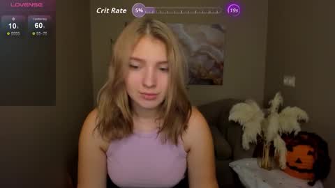 Snapshot of milinafox chatting on November 1, 2025, 3:08 am milinafox online show from November 1, 2025, 3:08 am