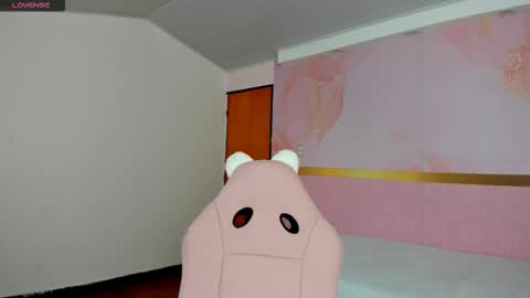 S O F I A online show from September 30, 2025, 12:43 pm