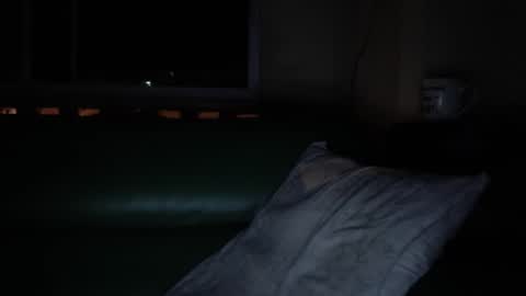 milkita2 online show from October 22, 2025, 11:59 pm