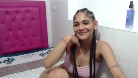 Snapshot of milkyway_18 chatting on January 21, 2025, 12:29 pm milkyway_18 online show from January 21, 2025, 12:29 pm