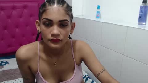 Snapshot of milkyway_18 chatting on January 21, 2025, 3:32 pm milkyway_18 online show from January 21, 2025, 3:32 pm