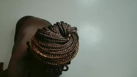 nova online show from October 26, 2025, 1:28 pm