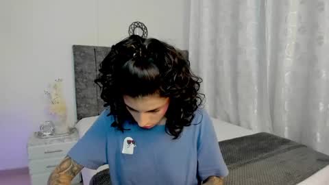 Snapshot of milla_pixxie chatting on February 3, 2025, 6:45 am Milagros online show from February 3, 2025, 6:45 am