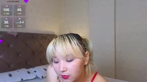 Milla or just Mi online show from February 25, 2025, 1:50 pm