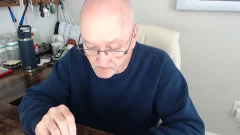 millenium0129 online show from October 23, 2025, 5:12 pm