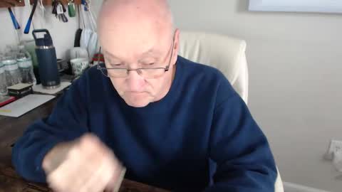 millenium0129 online show from October 27, 2025, 3:49 pm