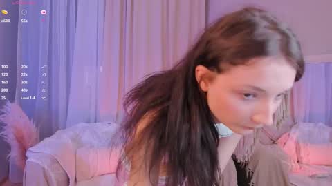 milliminimouse online show from September 10, 2025, 5:13 pm