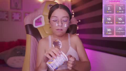 MILLY online show from March 10, 2025, 11:06 pm