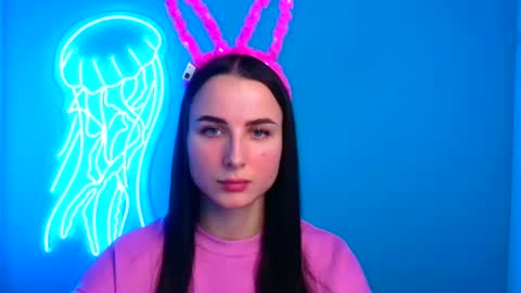 Milly online show from December 9, 2024, 12:19 pm