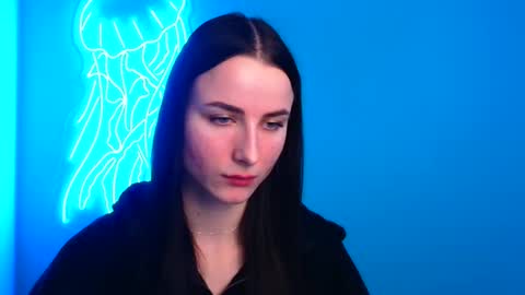 Milly online show from March 4, 2025, 9:18 am