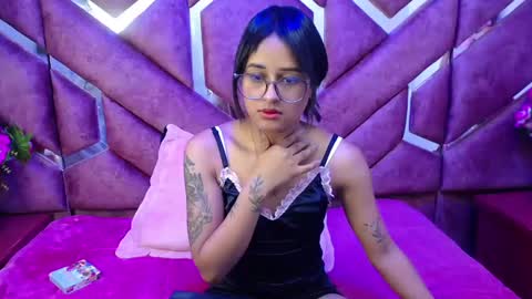 Snapshot of milly_print chatting on February 1, 2025, 6:32 am Milly Print online show from February 1, 2025, 6:32 am