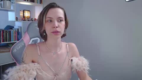 Milly online show from February 9, 2025, 6:33 am