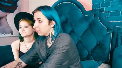 Snapshot of milten_trish chatting on December 11, 2024, 5:15 pm milten_trish online show from December 11, 2024, 5:15 pm