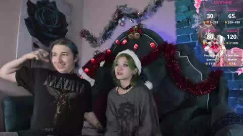 Snapshot of milten_trish chatting on December 19, 2024, 8:13 pm milten_trish online show from December 19, 2024, 8:13 pm