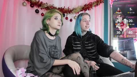 Snapshot of milten_trish chatting on December 23, 2024, 7:52 pm milten_trish online show from December 23, 2024, 7:52 pm