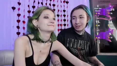 Snapshot of milten_trish chatting on February 22, 2025, 5:24 pm milten_trish online show from February 22, 2025, 5:24 pm