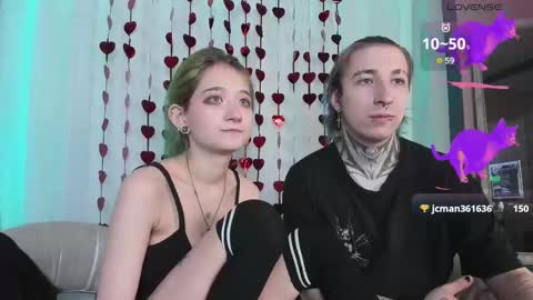 Snapshot of milten_trish chatting on March 10, 2025, 3:45 am milten_trish online show from March 10, 2025, 3:45 am
