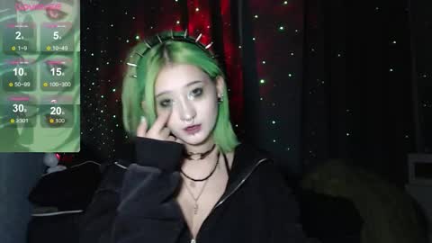 milten_trish online show from November 1, 2025, 3:47 pm