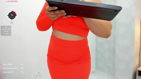 Milu Gomez online show from December 8, 2024, 10:25 pm