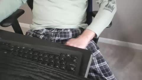 milwaukeebadger24 online show from October 29, 2025, 12:51 pm