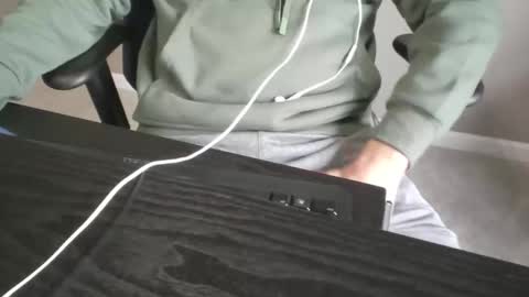 milwaukeebadger24 online show from October 31, 2025, 1:45 pm