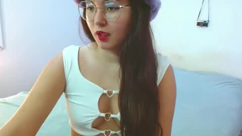 mily_baker online show from December 12, 2024, 6:21 pm