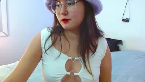 mily_baker online show from December 12, 2024, 10:09 pm