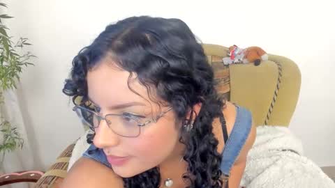 Snapshot of mimi_sa chatting on October 20, 2025, 3:40 am Mimii  online show from October 20, 2025, 3:40 am