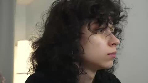 Snapshot of mimilicks chatting on November 4, 2025, 6:23 am IRIS online show from November 4, 2025, 6:23 am