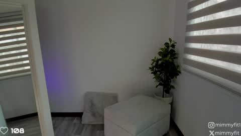 Snapshot of mimmyfit1 chatting on December 17, 2024, 7:15 pm mimmyfit1 online show from December 17, 2024, 7:15 pm