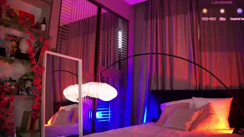 Snapshot of mind__game chatting on October 11, 2025, 6:45 am Frances Next streams Thu Fri Sat 8am - 4pm GMT3 online show from October 11, 2025, 6:45 am