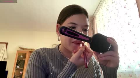 Amelia online show from October 15, 2025, 6:13 am