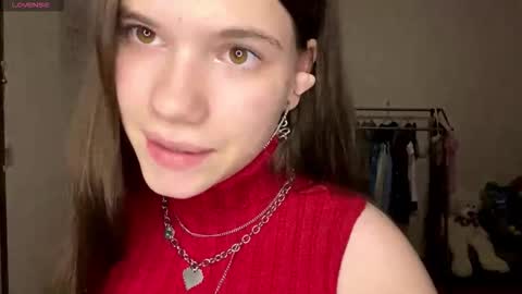 Amelia online show from November 16, 2025, 4:12 pm