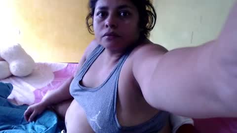 Snapshot of minnie_bbw69 chatting on February 17, 2025, 2:26 pm Andrea online show from February 17, 2025, 2:26 pm