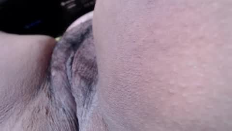 Snapshot of minnie_bbw69 chatting on March 1, 2025, 10:31 pm Andrea online show from March 1, 2025, 10:31 pm