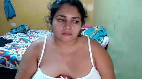 Snapshot of minnie_bbw69 chatting on September 11, 2025, 12:44 am Andrea online show from September 11, 2025, 12:44 am