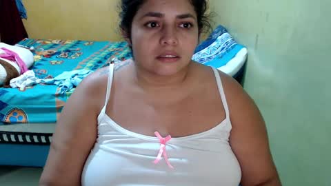 Snapshot of minnie_bbw69 chatting on September 21, 2025, 4:25 am Andrea online show from September 21, 2025, 4:25 am