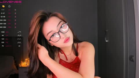 minnie_jin online show from January 23, 2025, 2:07 pm