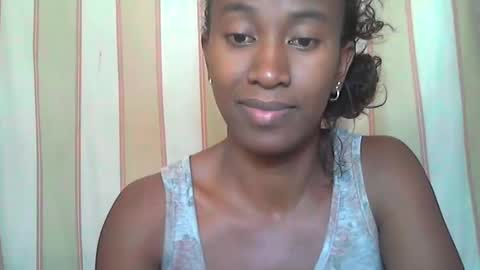 minouch211907 online show from February 18, 2025, 6:15 am