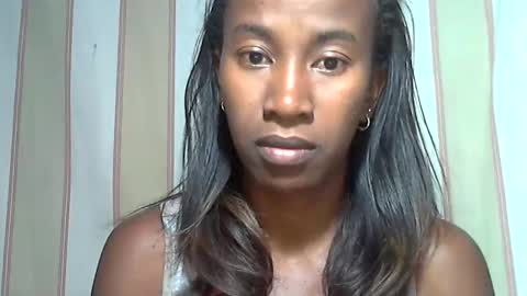 minouch211907 online show from March 2, 2025, 5:14 pm