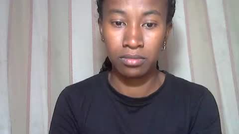 minouch211907 online show from November 13, 2025, 11:09 am