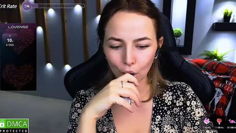 Snapshot of mira_mermayd chatting on December 13, 2024, 4:22 am Mira online show from December 13, 2024, 4:22 am