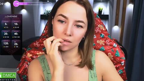 Snapshot of mira_mermayd chatting on December 19, 2024, 1:50 am Mira online show from December 19, 2024, 1:50 am