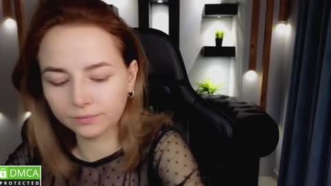 Snapshot of mira_mermayd chatting on January 15, 2025, 8:09 am Mira online show from January 15, 2025, 8:09 am